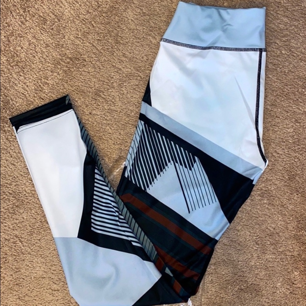 NEW - YJ-ZB Multicolor Leggings Tall